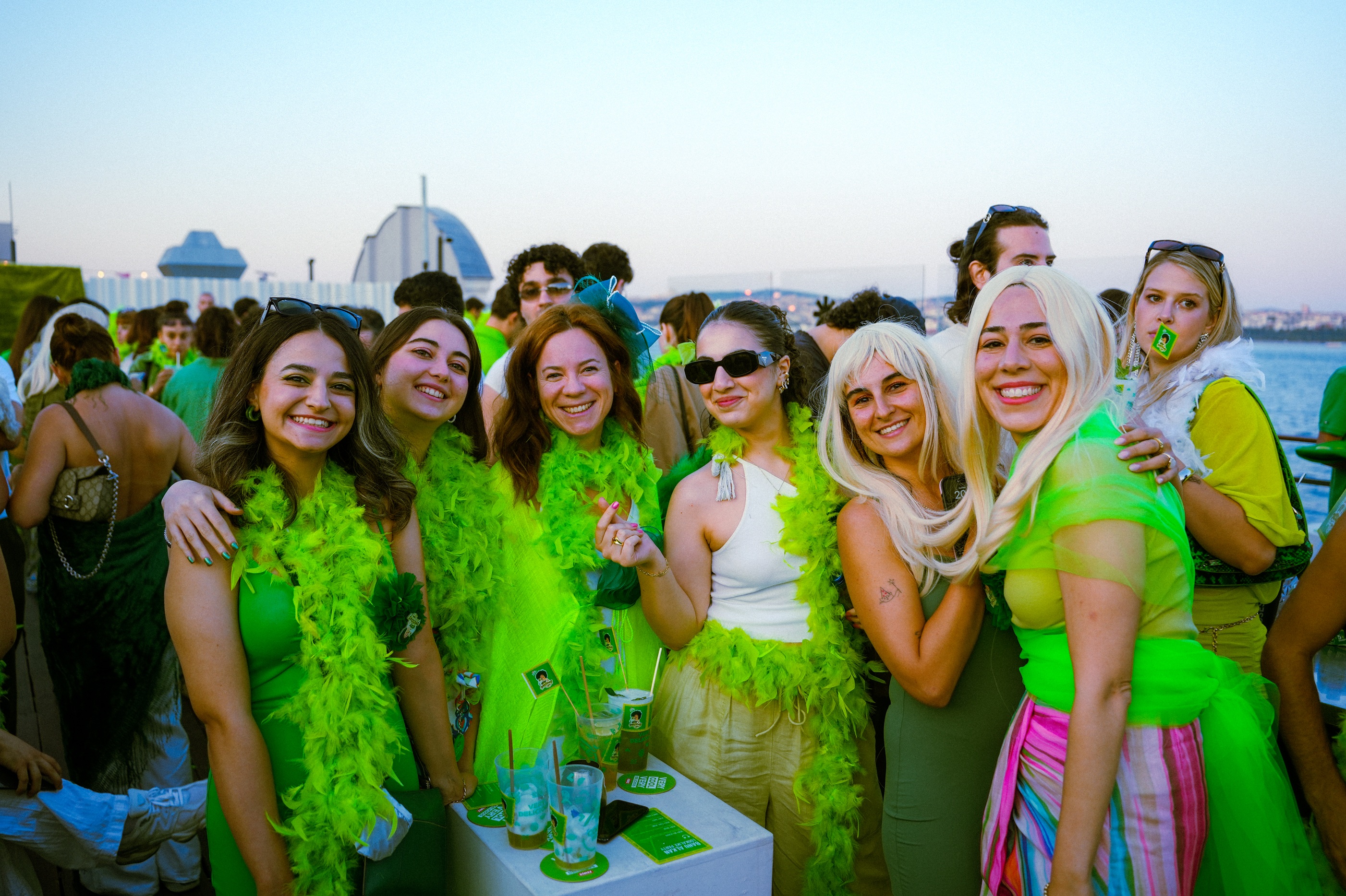 Ters Köşe Sürprizlerin Markası DİMES COOL Lime Mix “Very Delicisious!” Lansman Partisi ile 55 Milyon Kişiye Erişildi