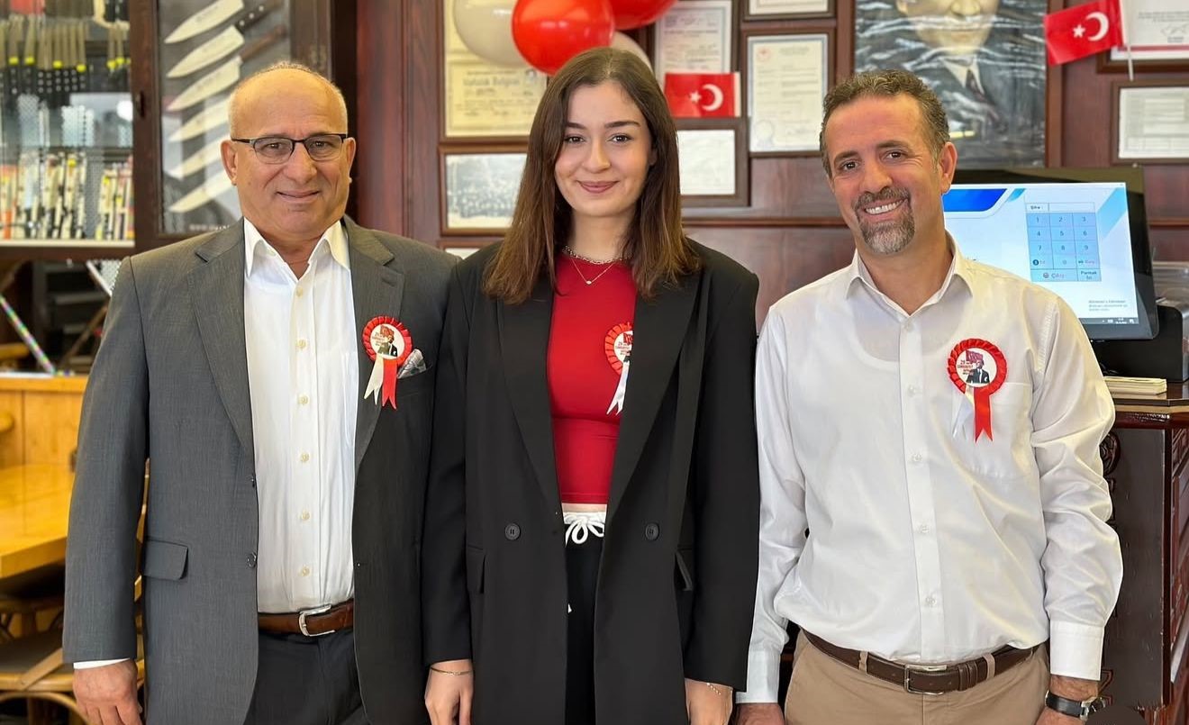 Asırlık Sürmene Pidesi Geleneği: Aga Dayı’dan Cengiz Usta’ya Uzanan Efsane Lezzet “Buket Pide”