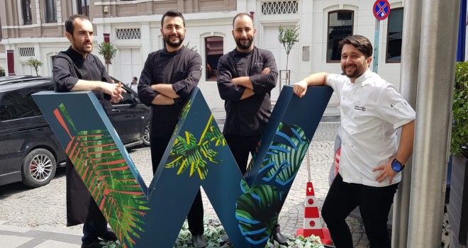 W Secret Garden'da Parti Devam Ediyor