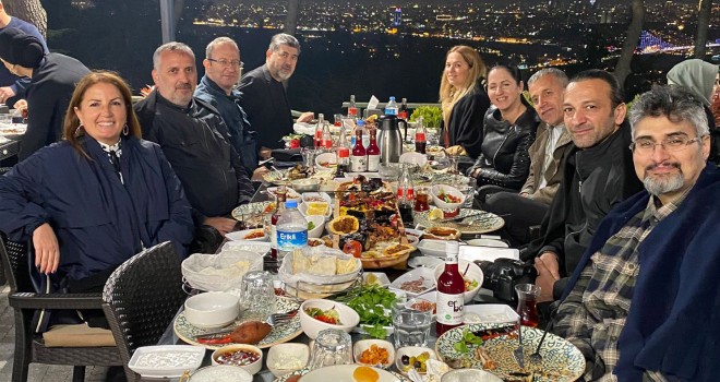 Fenomenler İftarda Sembol Ocakbaşında Buluştular