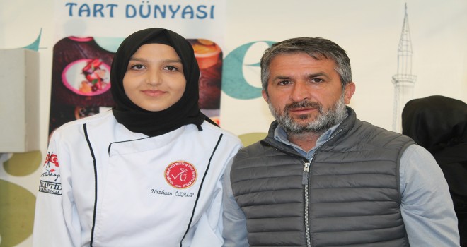 Genç Aşçı Nazlıcan Başarıya Doymuyor