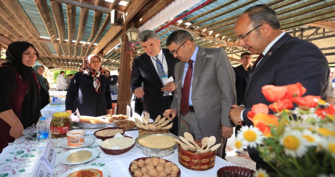 PAÜ’de Sürdürülebilir Termal Turizm Konuşuldu ve Yöresel Lezzetler Tadıldı.