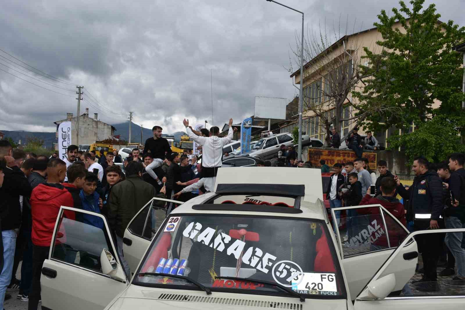 Kastamonu’da 200 modifiyeli aracın sergilendiği fuara yoğun ilgi