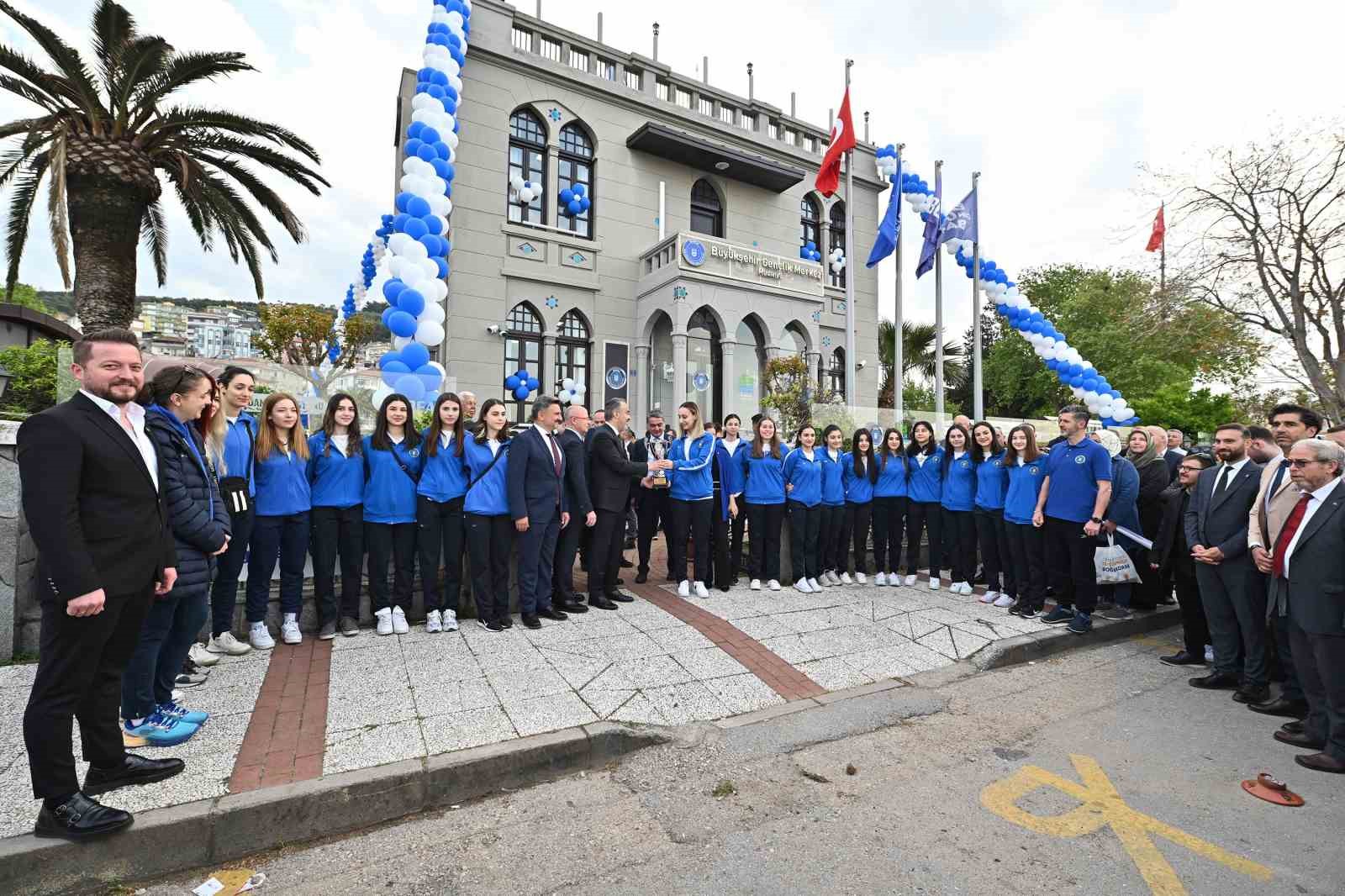 Mudanya’da aile ve gençliğe büyük destek